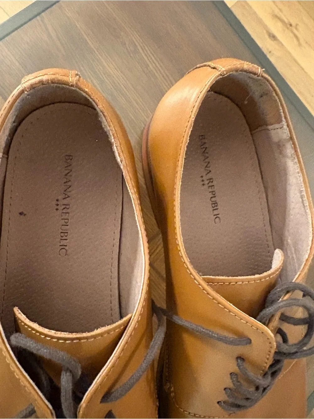 Banana Republic Mens Brown Ortholite Shoe Size 10.5